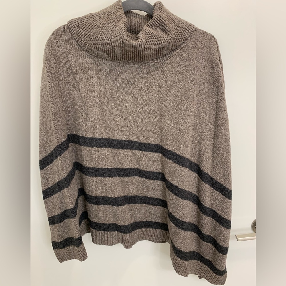 Banana Republic Brown Poncho